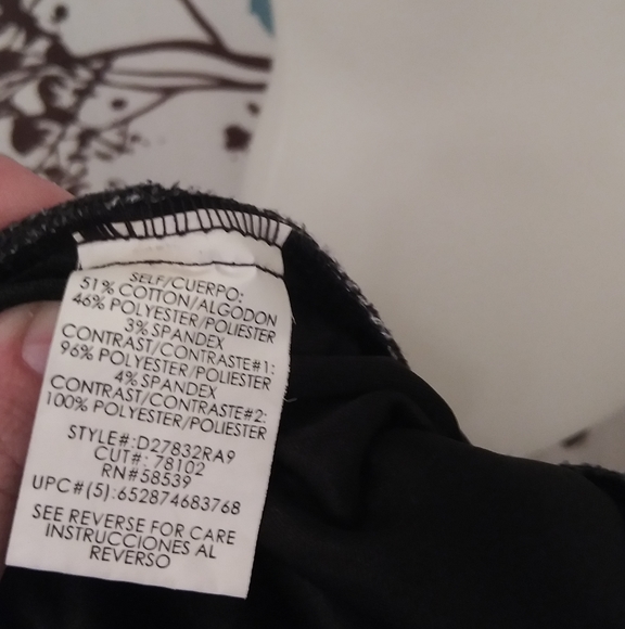 Fancy strapless dress with pockets! - Picture 4 of 6